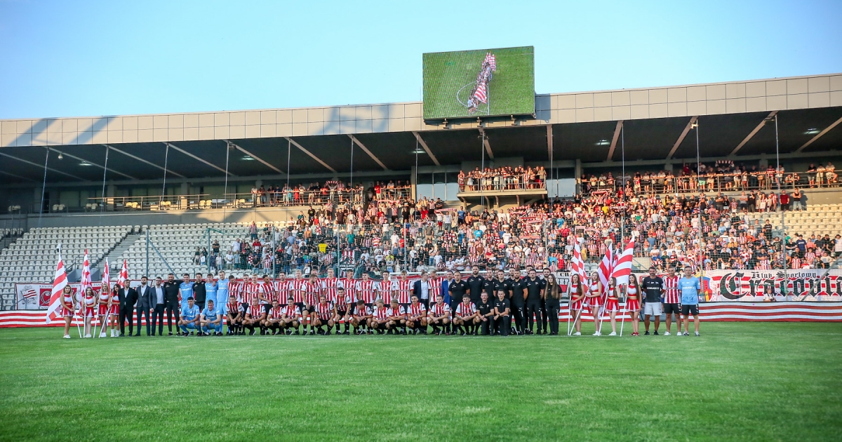 Pi Karze Cracovii Zaprezentowali Si Kibicom Przed Nowym Sezonem