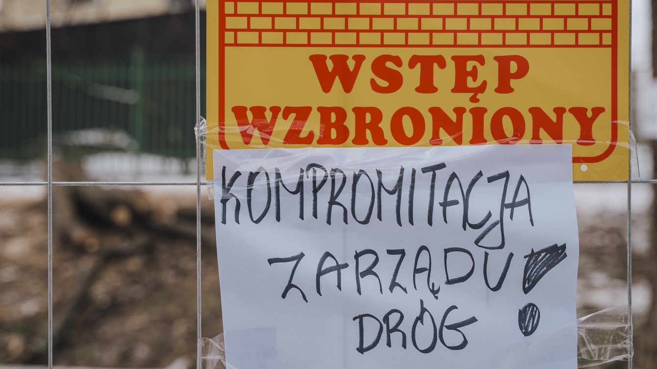 Mieszkańcy protestowali przeciwko wycince na Lublańskiej ZDJĘCIA