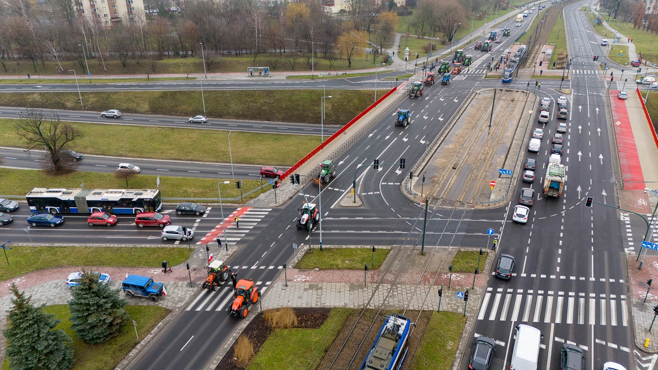 Protest rolników w mieście Duże utrudnienia RELACJA NA ŻYWO