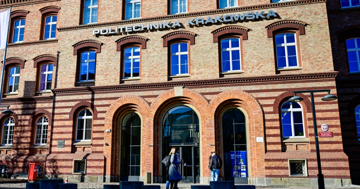 Drony, bolidy, inteligentne przestrzenie. 80 innowacji na 80-lecie uczelni