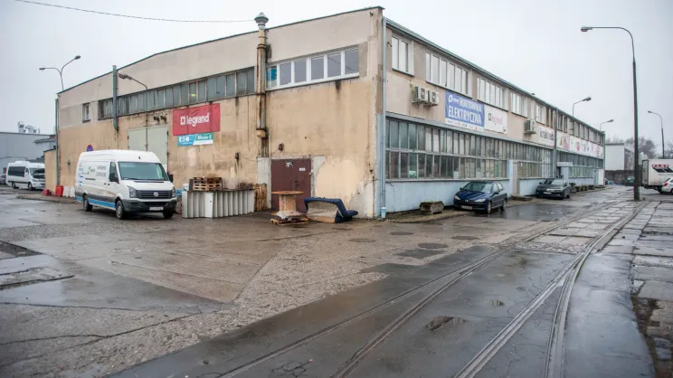 Budynek kupiony przez MPK przy ul. Rzemieślniczej