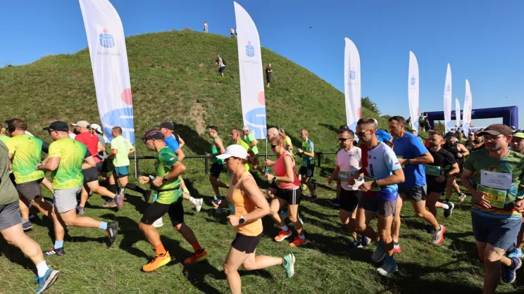 Start 18. PKO Biegu Trzech Kopców