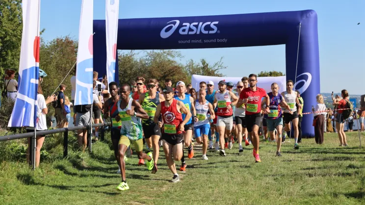 Start 18. PKO Biegu Trzech Kopców