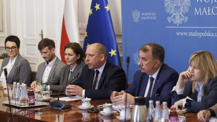 Krzysztof Klęczar, posiedzenie w sprawie stawów w Masłomiącej