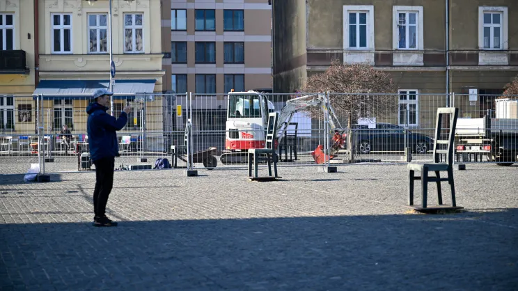 Praca na placu Bohaterów Getta