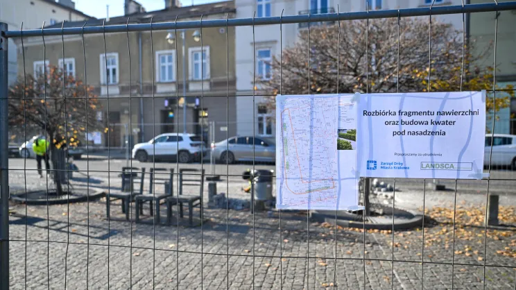 Praca na placu Bohaterów Getta