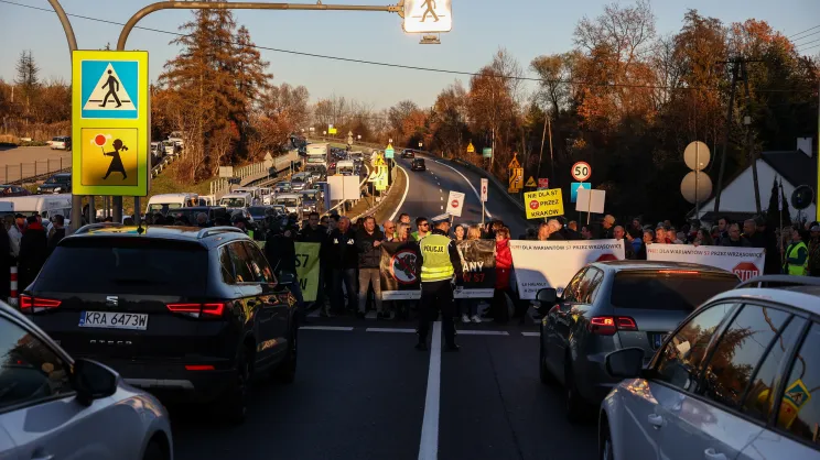 Protest przeciwko budowie S7 Kraków-Myślenice
