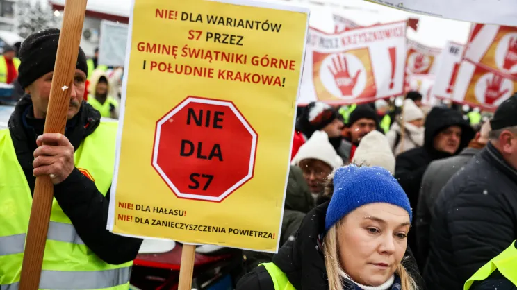 Protest przeciwko trasie S7 w Głogoczowie