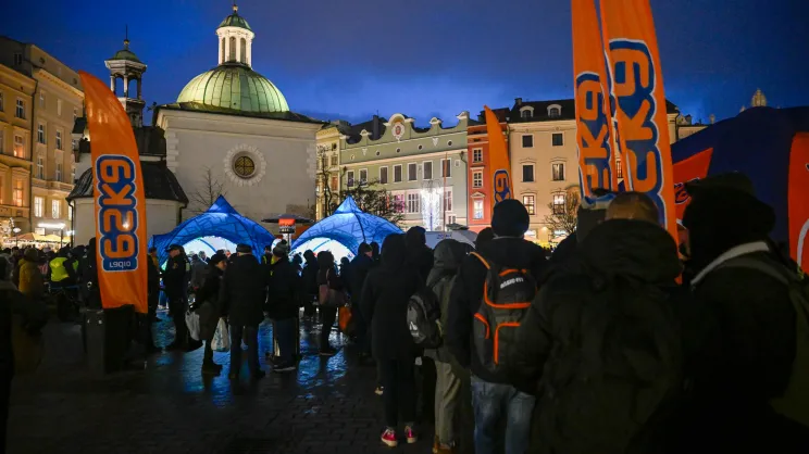 Finał akcji „przedświąteczny karp dla krakowian” na Rynku Głównym