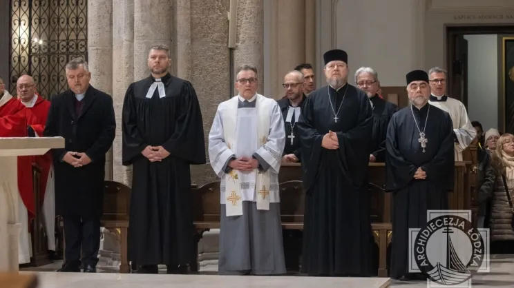 W nabożeństwie wzięli udział przedstawiciele różnych wyznań