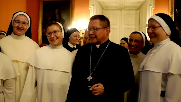 Opłatek sióstr zakonnych z kard. Grzegorzem Rysiem