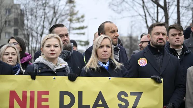 Protest przeciwko budowie S7
