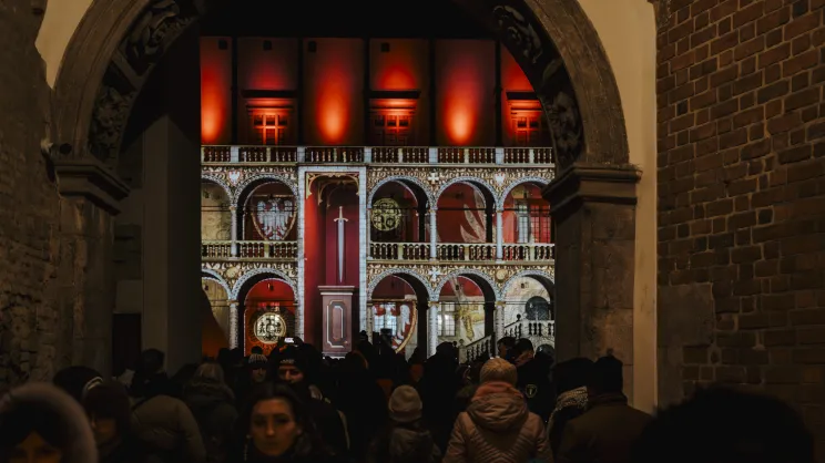 Wieczorne spektakle świetlne na Wawelu - powrót magicznych historycznych iluminacji.