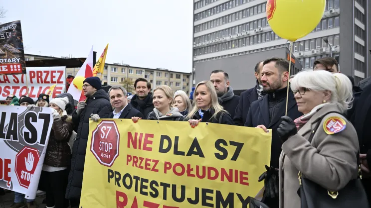 Protest przeciwko S7