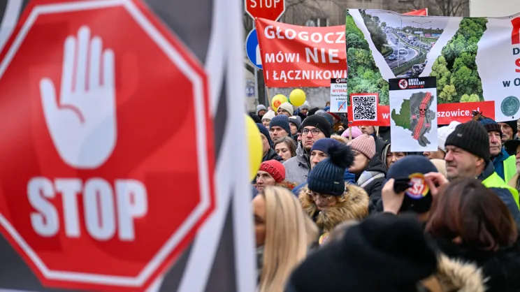 Protest pod siedzibą GDDKiA przeciwko budowie S7 na południu Krakowa