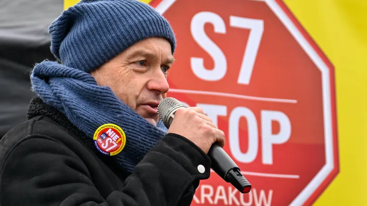 Protest pod siedzibą GDDKiA przeciwko budowie S7 na południu Krakowa