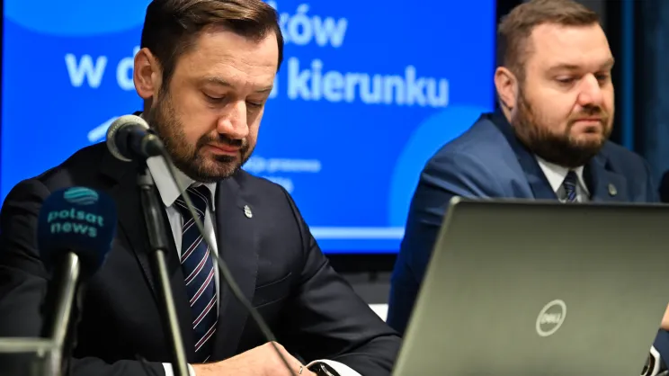 Aleksander Miszalski, Łukasz Sęk