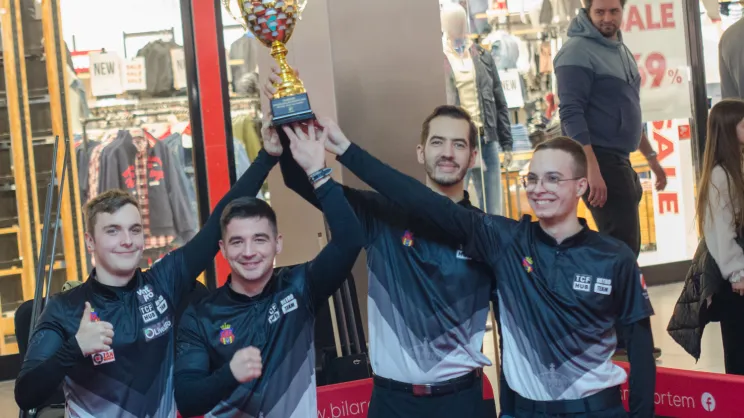 TCF HUB - Retro Team podczas pierwszego zjazdu bilardowej ekstraklasy