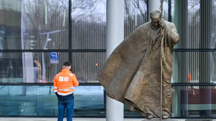 Nowy budynek kampusu Uniwersytetu Papieskiego