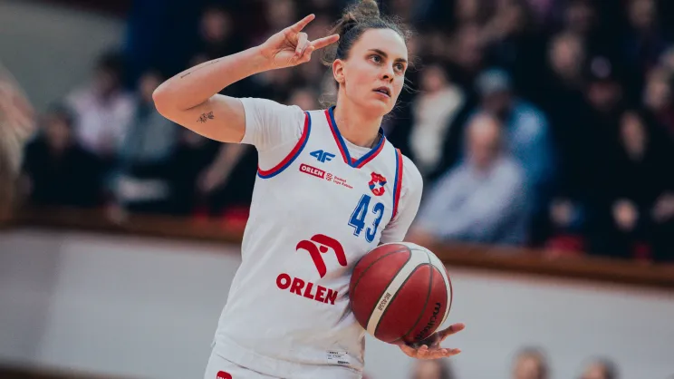 Julia Niemojewska, koszykarka Wisły Kraków