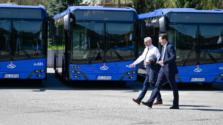 Prezentacja Solarisów MPK w nowym malowaniu, kwiecień 2025