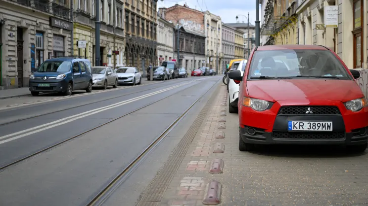 Parkowanie na ul. Długiej