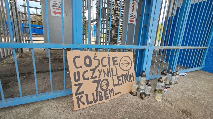 Stadion miejski "Jaskółcze Gniazdo"