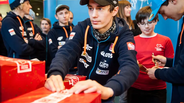 Kamil Stoch w 2012 roku w akcji Szlachetna Paczka