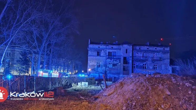 Budynek, w którym doszło do zawalenia dachu