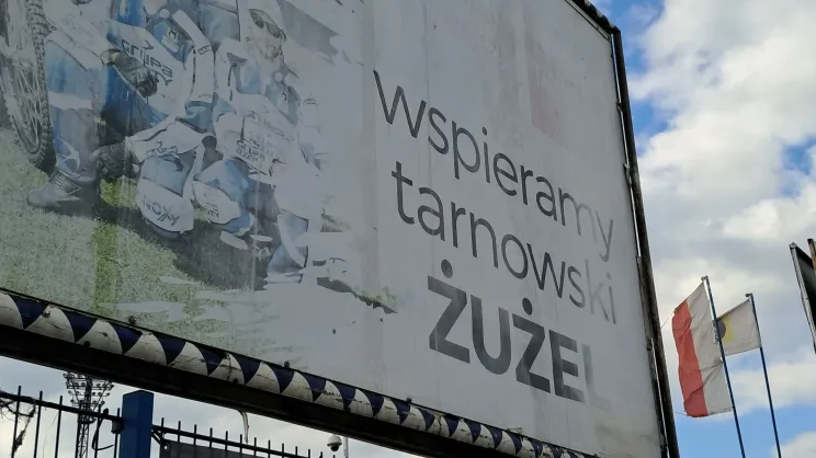 Stadion miejski "Jaskółcze Gniazdo"