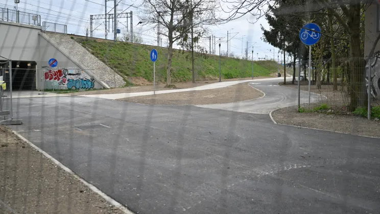 Brakujący fragment przy ul. Traugutta
