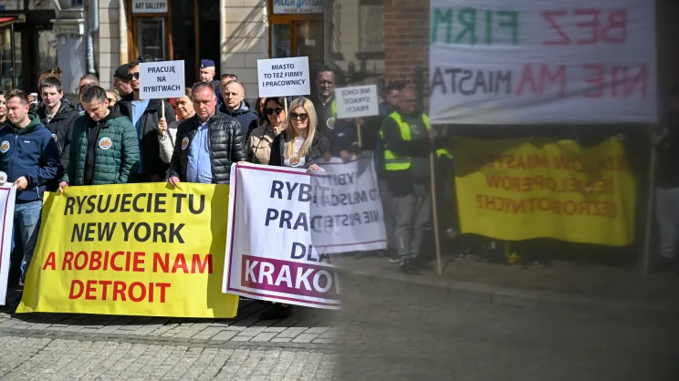 Protest przeciwko zagospodarowaniu terenów na Rybitwach