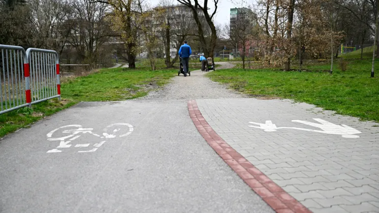 Brakujący fragment ścieżki rowerowej przy Wildze