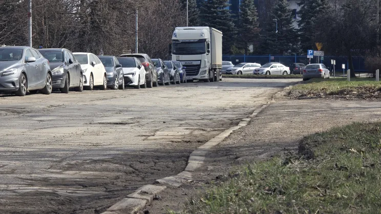 Skrzyżowanie ulic Obrońców Modlina i Brandla