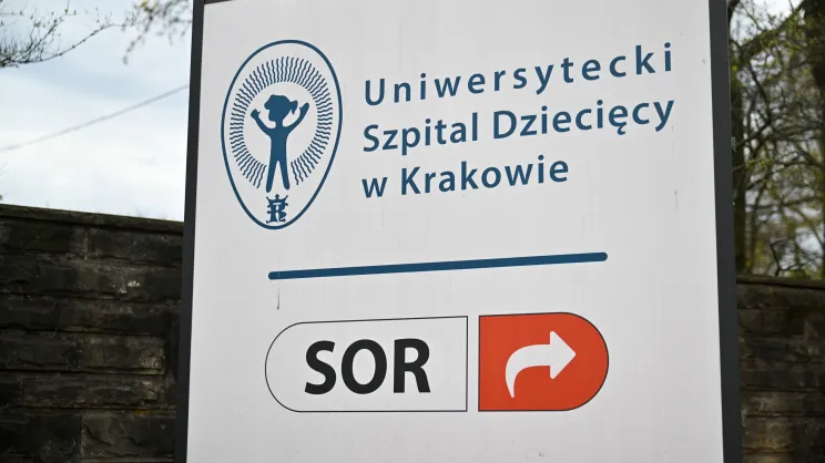 Wjazd do SOR w szpitalu dziecięcym w Prokocimiu