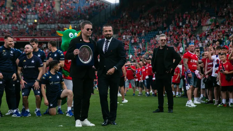 Jarosław Królewski (pierwszy z lewej) i Bartosz Ryt