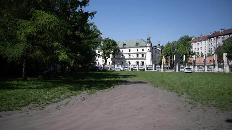 Teren zielony przy ul. Skałecznej