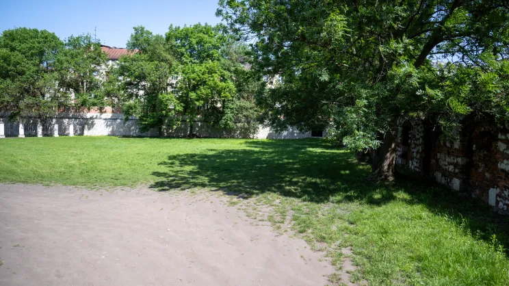 Teren zielony przy ul. Skałecznej