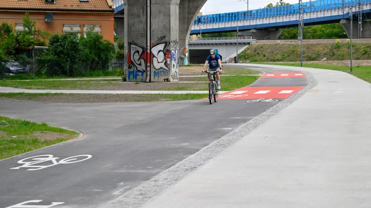 Nowa ścieżka pieszo-rowerowa w ramach Parku Kolejowego