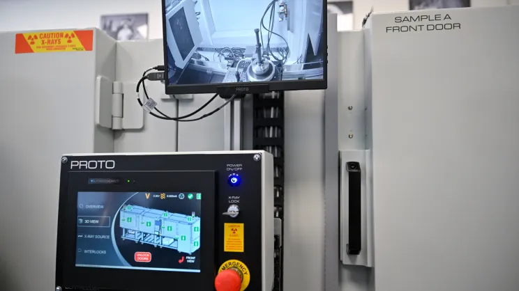 Otwarcie Laboratorium Zaawansowanych Technik Rentgenowskich na Wydziale Fizyki i Informatyki Stosowanej na AGH