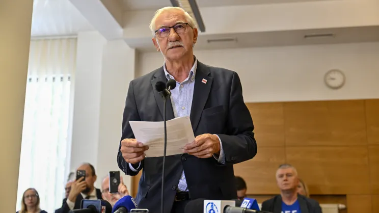 Rozprawa w sprawie referendum