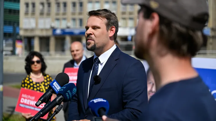 Prezentacja programu wyborczego przez Michała Drewnickiego