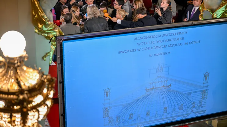 Prezentacja wyremontowanego dach Teatru Słowackiego