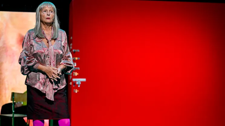 Spektakl „NONFICTION” w Teatrze Starym