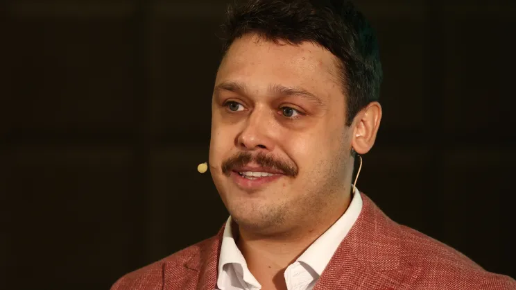 Jakub Skrzywanek