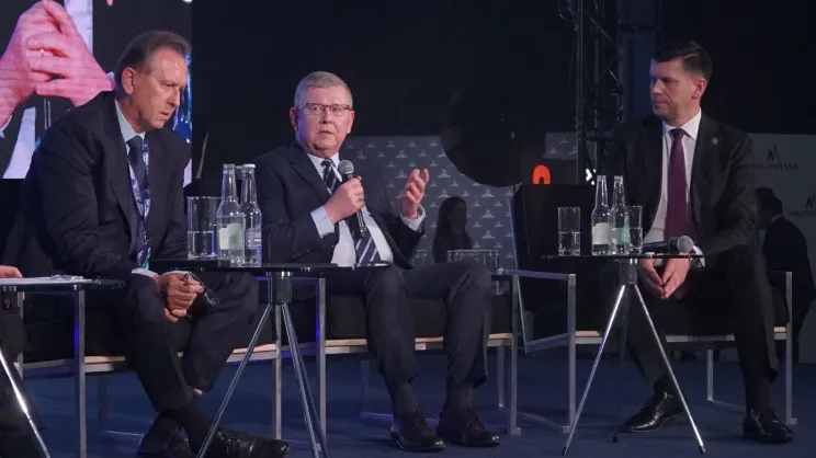 Forum Krynica 2026. Od lewej: Jacek Krupa, Witold Kozłowski i Łukasz Smółka.