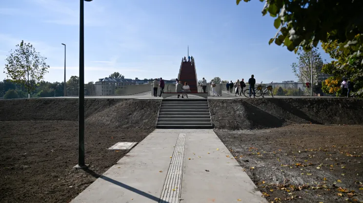 Układ drogowy na nowej kładce Kazimierz-Ludwinów