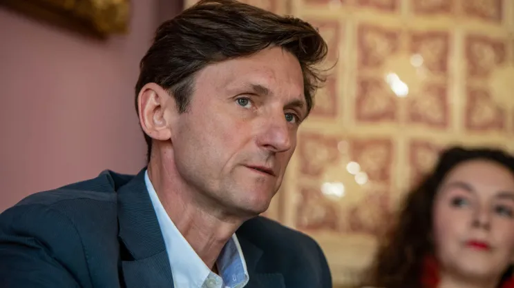 Andrzej Wyrobiec, dyrektor Teatru Bagatela