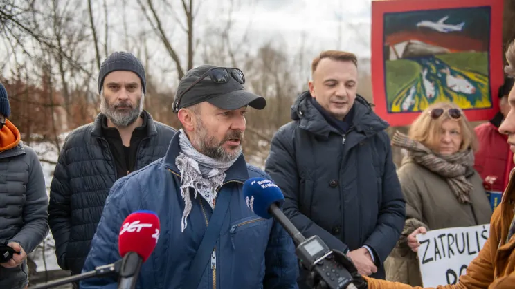 Na pierwszym planie: Tomasz Fiszer