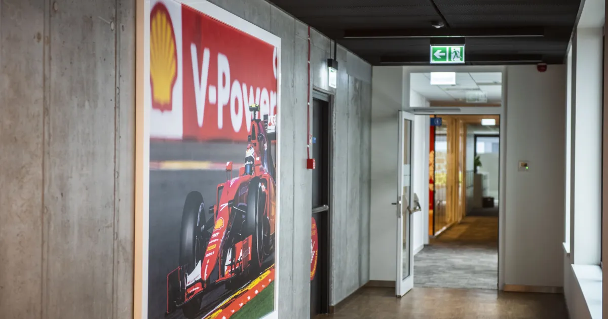 Shell w Krakowie: Koniec ery masówki. Eksperci zamiast tysięcy ...